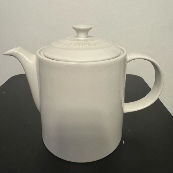 NEW Le Creuset Grand Teapot in White - Picture 3 of 3